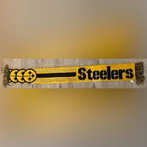 Pittsburgh Steelers Vibrant Yellow and Black Knit Scarf